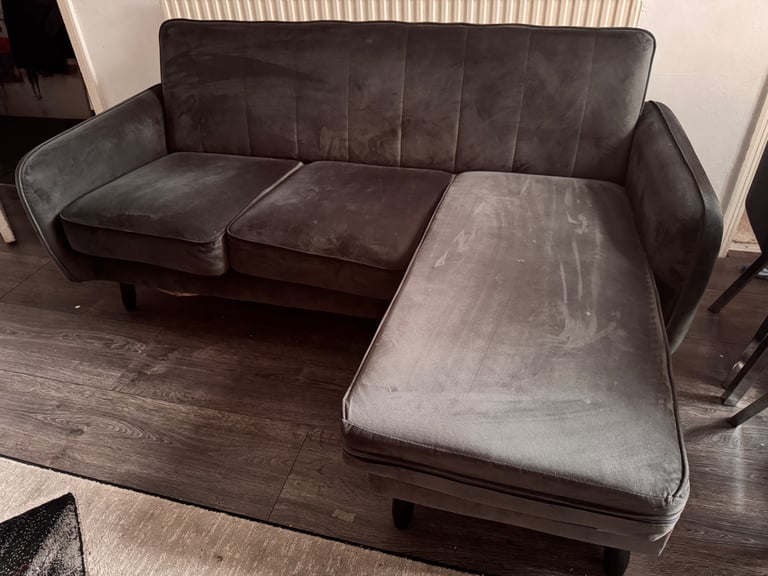 image for 3 seater Chair Reversible. 