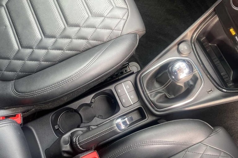 2022 Ford Puma 1.0 EcoBoost Hybrid mHEV ST-Line Vignale 5dr HATCHBACK Petrol/Electric Hybrid Manual