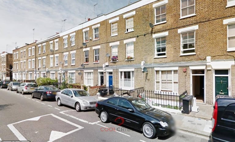  Bright Studio Apartment – Blythe Road, West Kensington, W14-Ref: 217