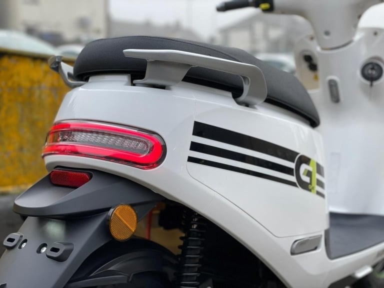 Full Electric Scooter MGB G1 50cc equivalent