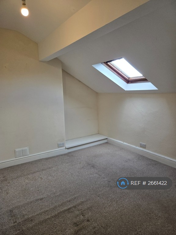 1 bedroom flat in Cold Bath Road, Harrogate, HG2 (1 bed) (#2661422)