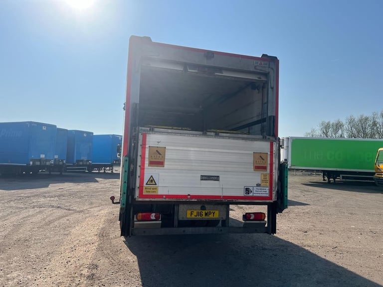 DAF TRUCKS CF250  18 TONNE FRIDGE WITH COLUMN TAIL LIFT CHOICE