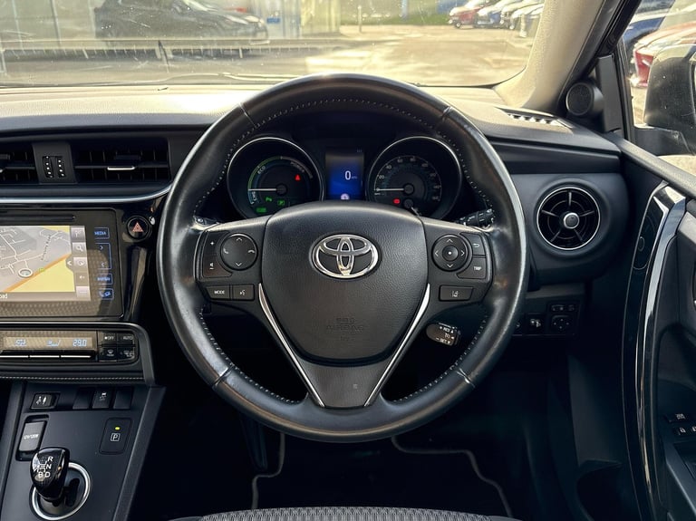 2018 Toyota Auris 1.8 Hybrid Design TSS 5dr CVT (Nav) Hatchback Hybrid Automatic