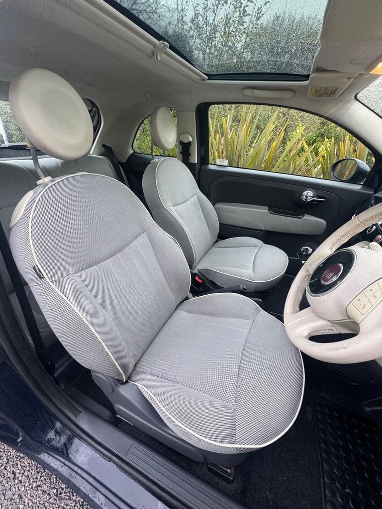 2011 Fiat 500 LOUNGE Hatchback Petrol Manual