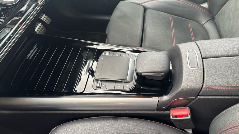 2021 Mercedes-Benz GLA 220d 4Matic AMG Line 5dr Auto Diesel Hatchback Hatchback Diesel Automatic