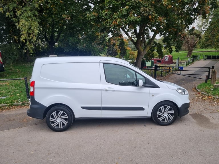2018 Ford Transit Courier 1.5 TDCi 95ps Trend Van PANEL VAN Diesel Manual
