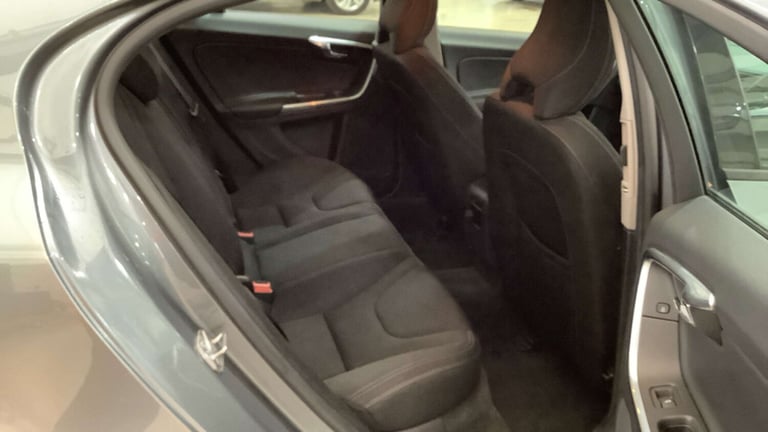 2016 Volvo S60 2.0 S60 Business Edition D4 Auto 4dr Saloon Diesel Automatic