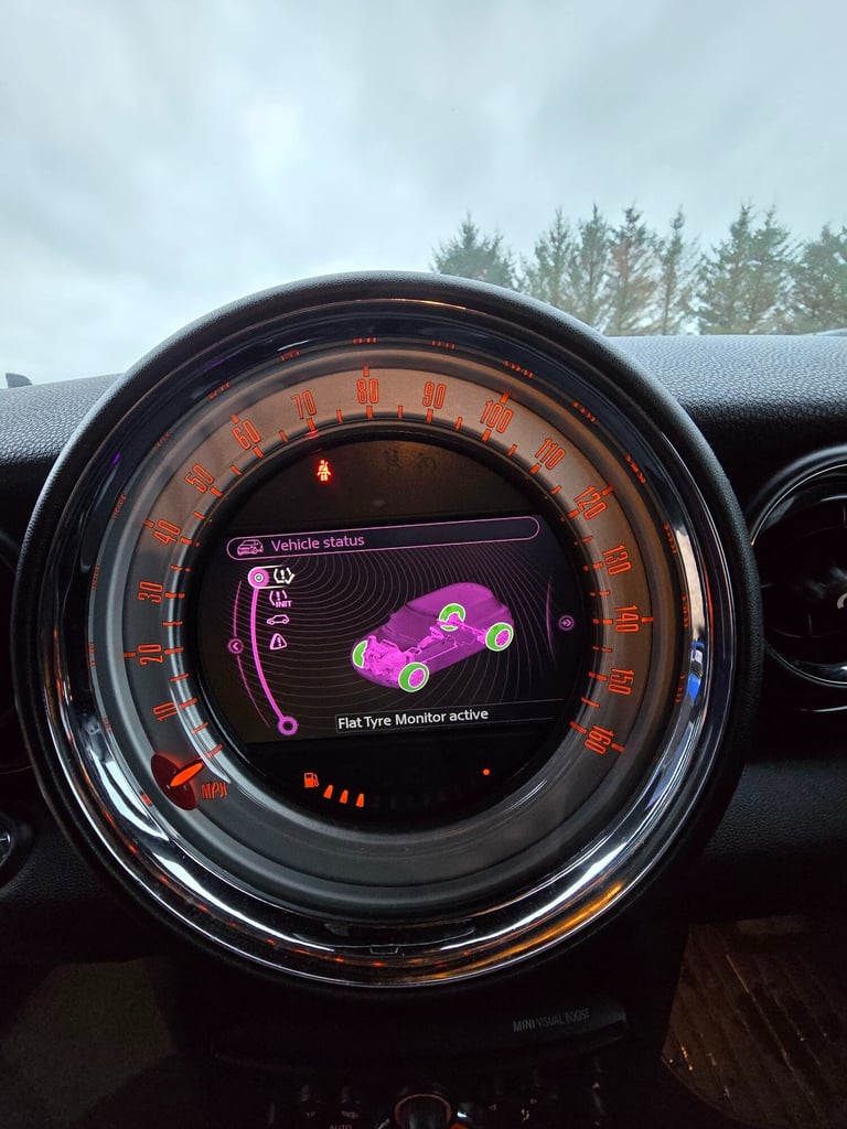 2011 MINI Hatch 1.6 Cooper 3dr HATCHBACK Petrol Manual