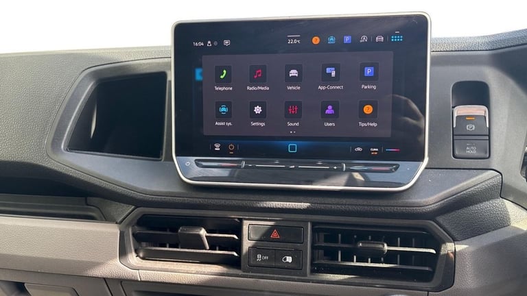 2024 74 VOLKSWAGEN CRAFTER 2.0 TDI CR35 COMMERCE PANEL VAN 5DR DIESEL MANUAL FWD