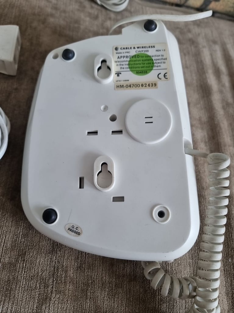 1980s CWP200 Push Button Corded White Telephone Vintage Retro