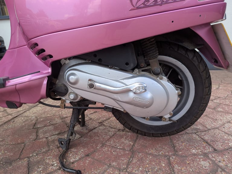 Piaggio, VESPA, 2011, 49 (cc)