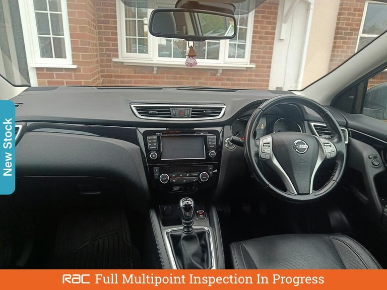 2016 Nissan Qashqai 1.2 DIG-T Tekna SUV 5dr Petrol Manual 2WD Euro 6 (s/s) (115 ps) SUV PETROL Ma...