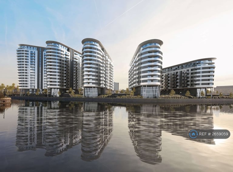 1 bedroom flat in Pomona Strand, Old Trafford, Manchester, M16 (1 bed) (#2659059)