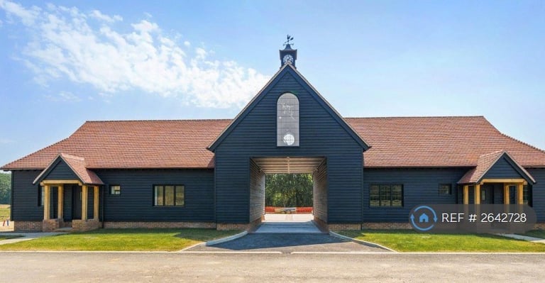 3 bedroom house in Horsham Lane, Cranleigh, GU6 (3 bed) (#2642728)