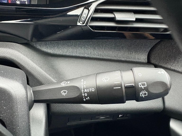2022 Peugeot 308 SW 1.5 BlueHDi Active Premium Estate 5dr Diesel EAT Euro 6 (s/s) (130 ps) ESTATE...