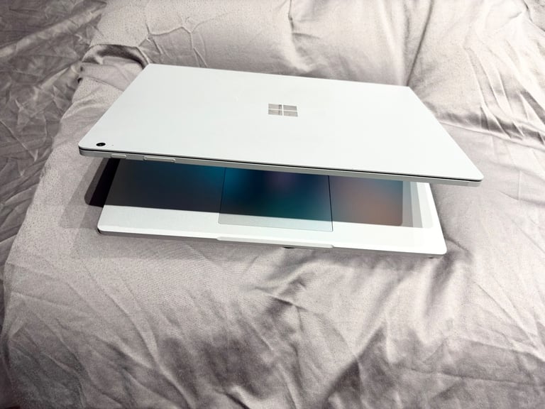 CAN DELIVER, MICROSOFT SURFACE BOOK 3 TOUCHSCREEN LAPTOP I7-1065G7, 16GB RAM, 256GB SSD, WIN 11 