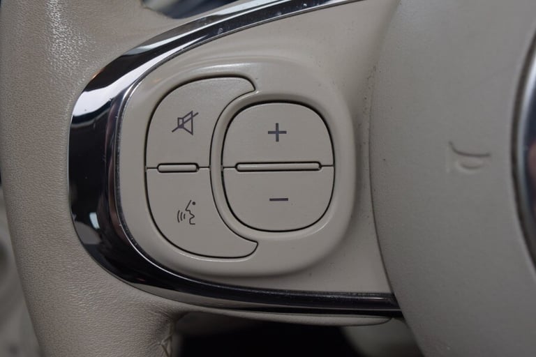 Fiat 500 1.2 Lounge Petrol