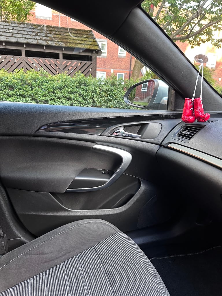 Vauxhall, INSIGNIA, Hatchback, 2013, Manual, 1956 (cc), 5 doors