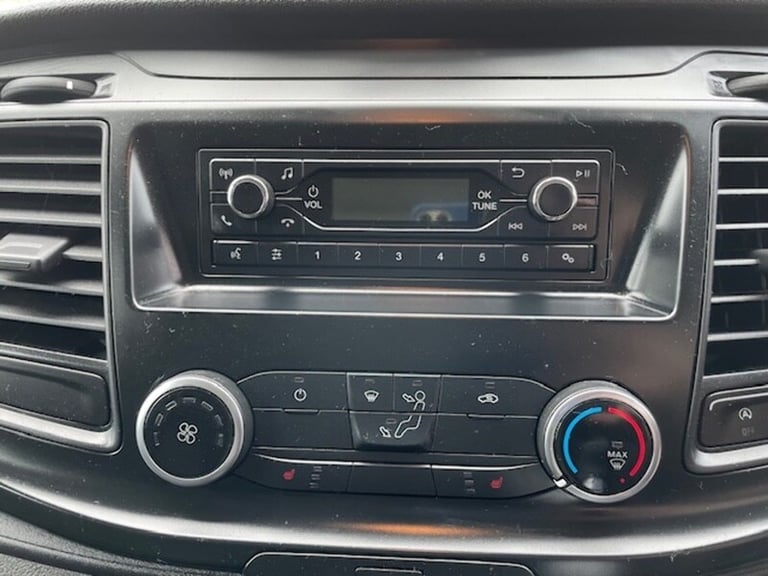 2018 Ford Transit Custom 2.0 TDCi 105ps Low Roof Van PANEL VAN DIESEL Manual