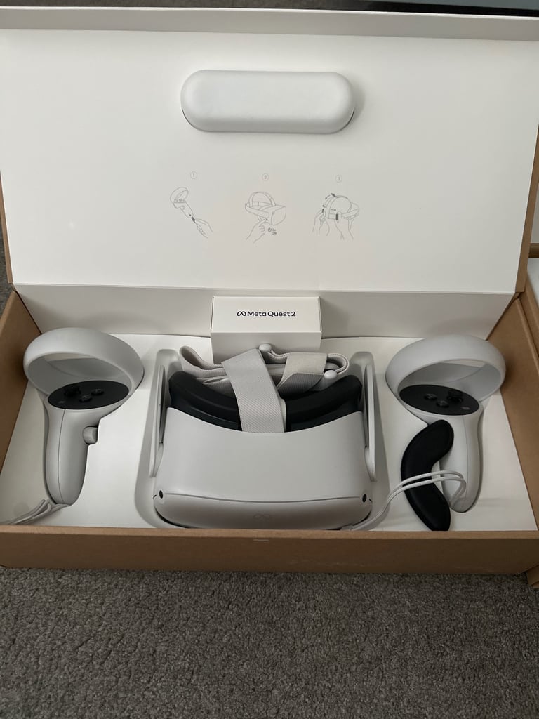 image for Meta Quest 2 VR headset & Kiwi Battery headset and PC VR Link cable bundle 