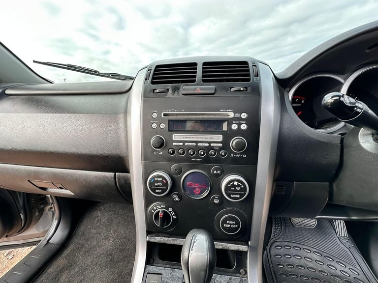 SUZUKI GRAND VITARA 2.4 VVT SZ5 Auto 4WD Euro 4 5dr 2010