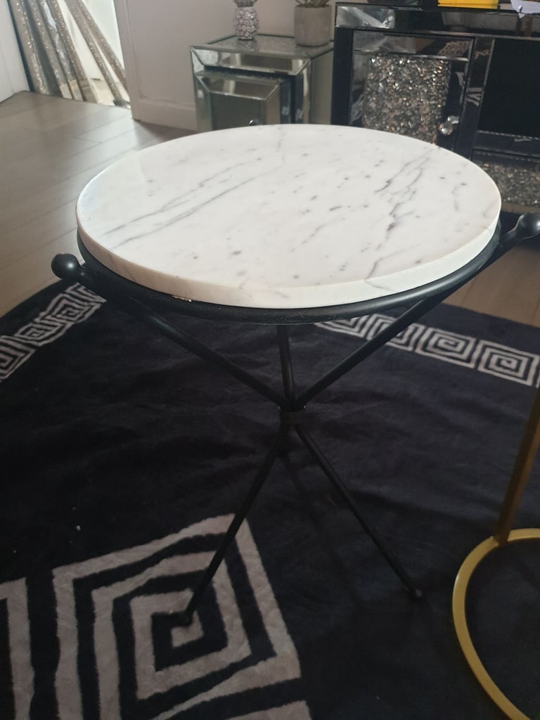Marble tables(READ DISCRIPTION(!!!!