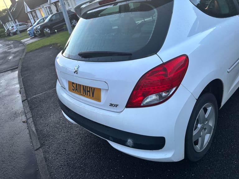 Peugeot, 207, Hatchback, 2011, Manual, 1360 (cc), 3 doors