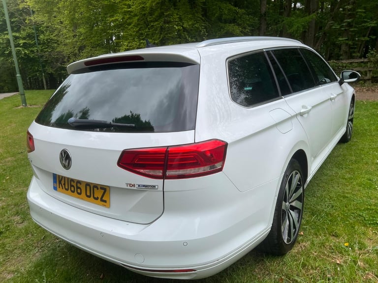VOLKSWAGEN PASSAT 1.6 TDI BlueMotion Tech SE Business White Auto Diesel 2016