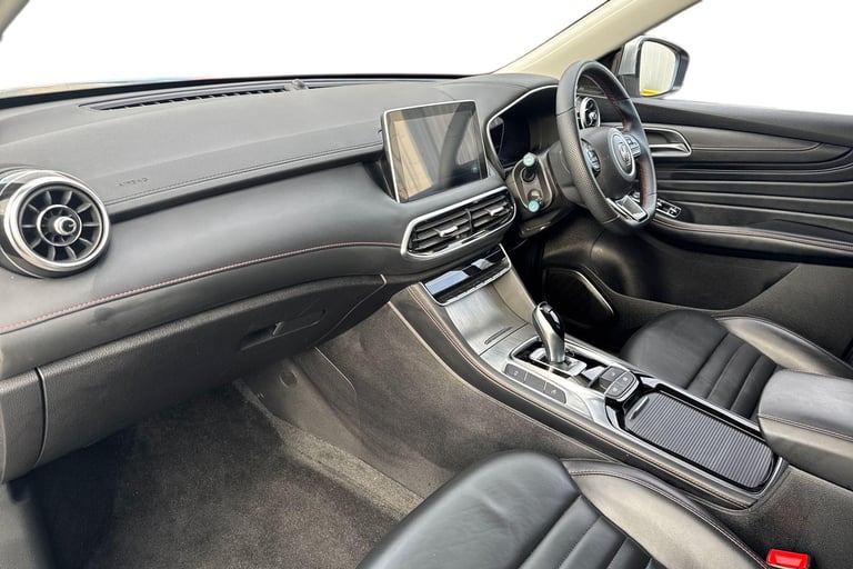 2023 MG MG HS 103408 Hatchback Automatic