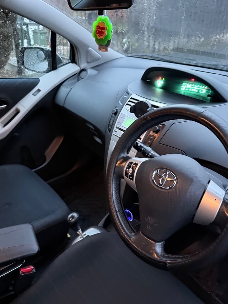 Toyota, YARIS, Hatchback, 2008, Semi-Auto, 1296 (cc), 5 doors