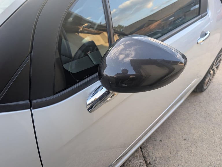 2016 DS Automobiles DS 3 1.6 THP Prestige Hatchback 3dr Petrol Manual Euro 6 (s/s) (165 bhp) Hatc...