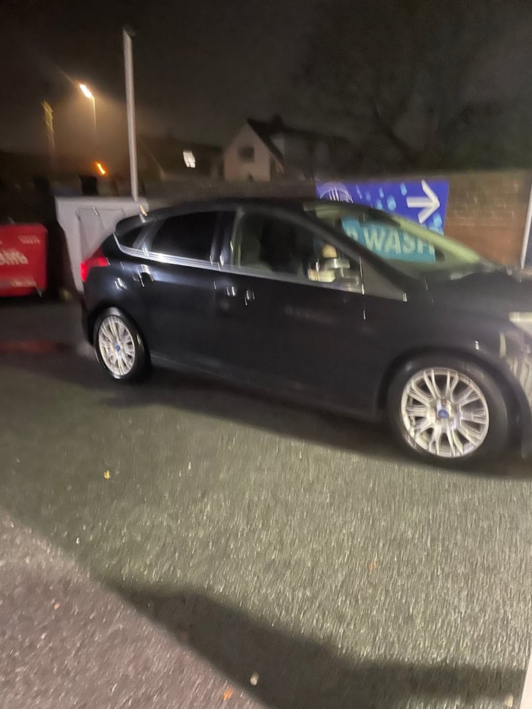 Ford, FOCUS, Hatchback, 2012, Manual, 1560 (cc), 5 doors