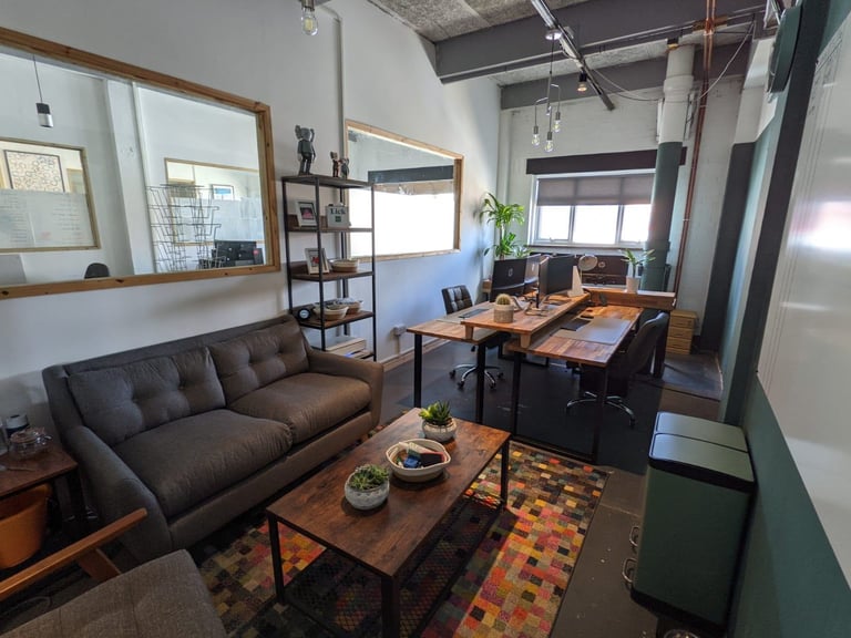 Office | Creative Space | Workspace | Artist Studio| Desk In Hackney E9