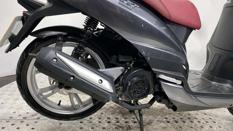 Peugeot Tweet VE 2015 LONG MOT SERVICED ONLY 1K 125CC SCOOTER