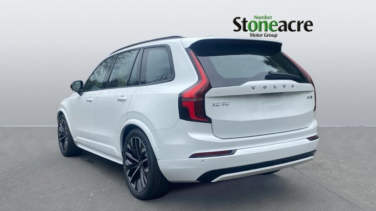 2025 Volvo XC90 Plus, B5 AWD Mild hybrid, Petrol, Dark, 7 Seats ESTATE Petrol/Electric Hybrid Aut...
