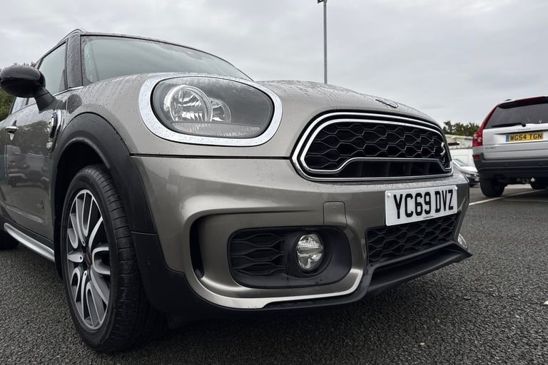 2019 MINI Countryman 1.5 7.6kWh Cooper SE Auto ALL4 Euro 6 (s/s) 5dr SUV PETROL/ELECTRIC Automatic