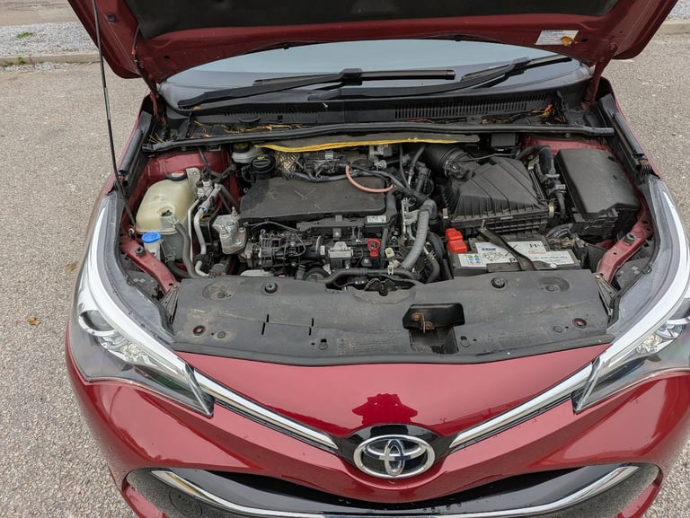 2017 Toyota Avensis 1.6 D-4D Business Edition Saloon