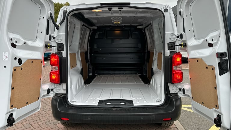 2024 Citroen Dispatch 1.5 BlueHDi Enterprise M Panel Van 6dr Diesel Manual MWB Euro 6 (s/s) (120 ...