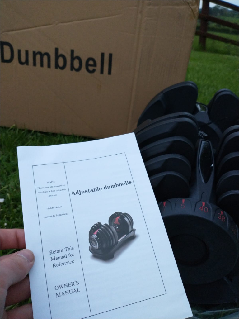 Adjustable dumbells 