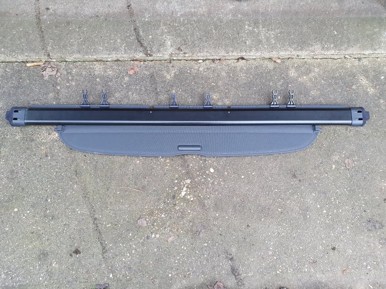 GENUINE HONDA CRV RETRACTABLE TONNEAU COVER