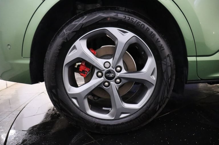 2024 Ford Kuga 2.5 Duratec 14.4kWh ST-Line 5dr CVT (APPLE CAR PLAY) Automatic