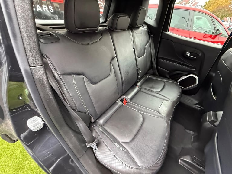 2015 Jeep Renegade 1.6 MultiJetII Limited SUV 5dr Diesel Manual Euro 5 (s/s) (120 ps) ESTATE Dies...