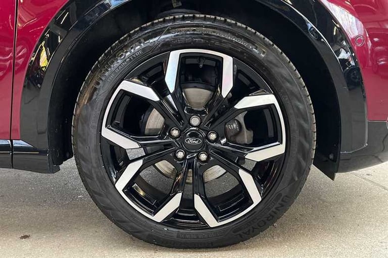 2023 Ford Puma 1.0 EcoBoost Hybrid mHEV Vivid Ruby Edition 5dr HATCHBACK PETROL Manual