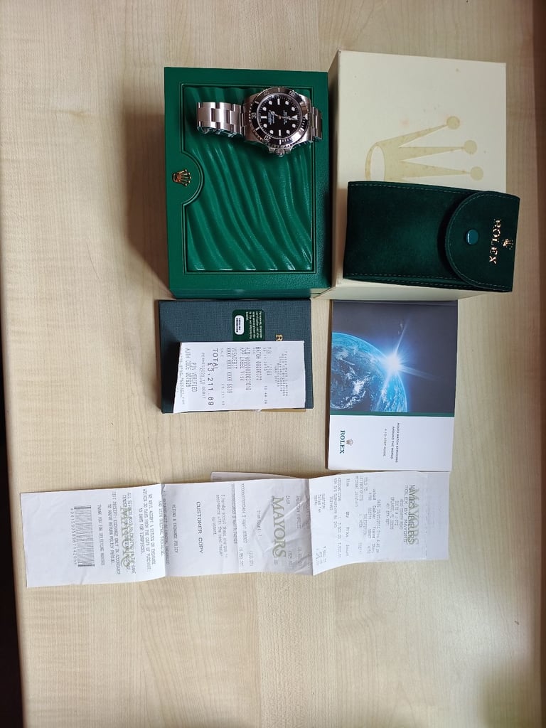 image for Rolex Submariner Non Date 114060 40 mm Black Dial Stainless Steel 2014 Full Set