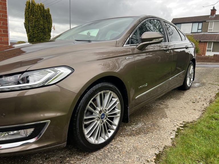 Ford, MONDEO VIGNALE, Saloon, 2016, Semi-Auto, 1997 (cc), 4 doors