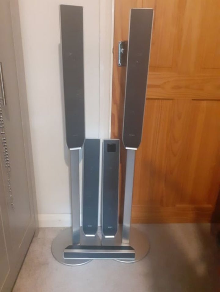 image for 5 Sony surround sound Speaker set for sale