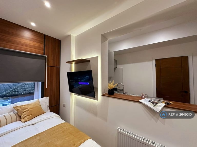 image for Studio flat in Deluxe, Derby, DE1 (#2649310)