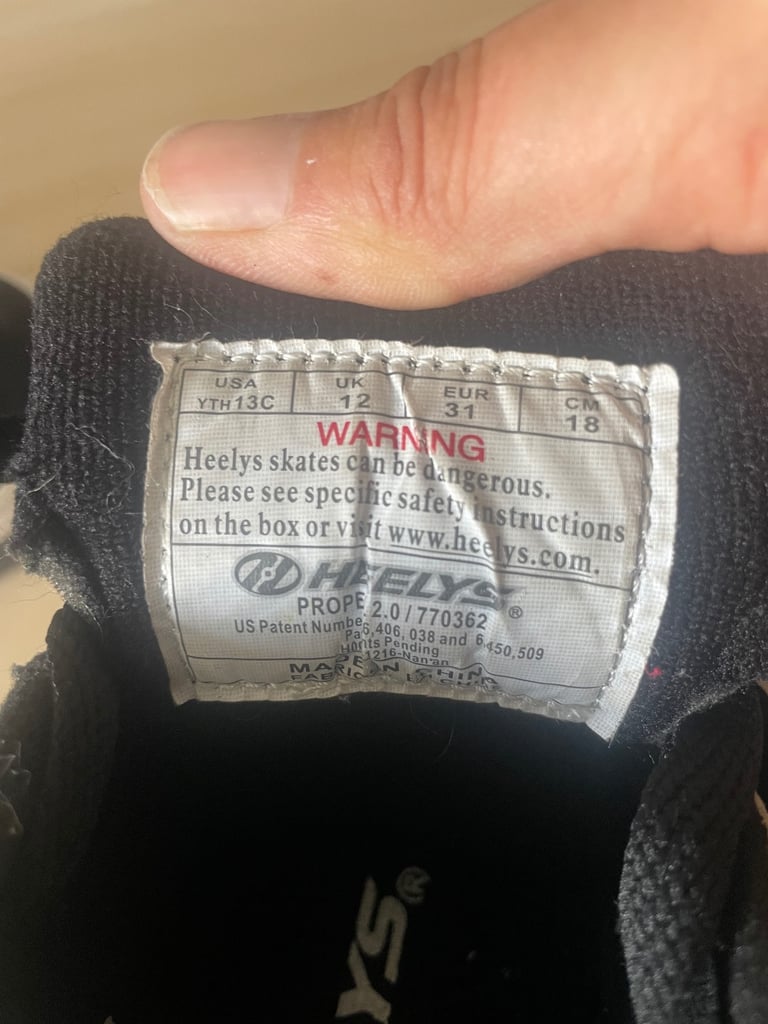 Children’s Heelys size 12