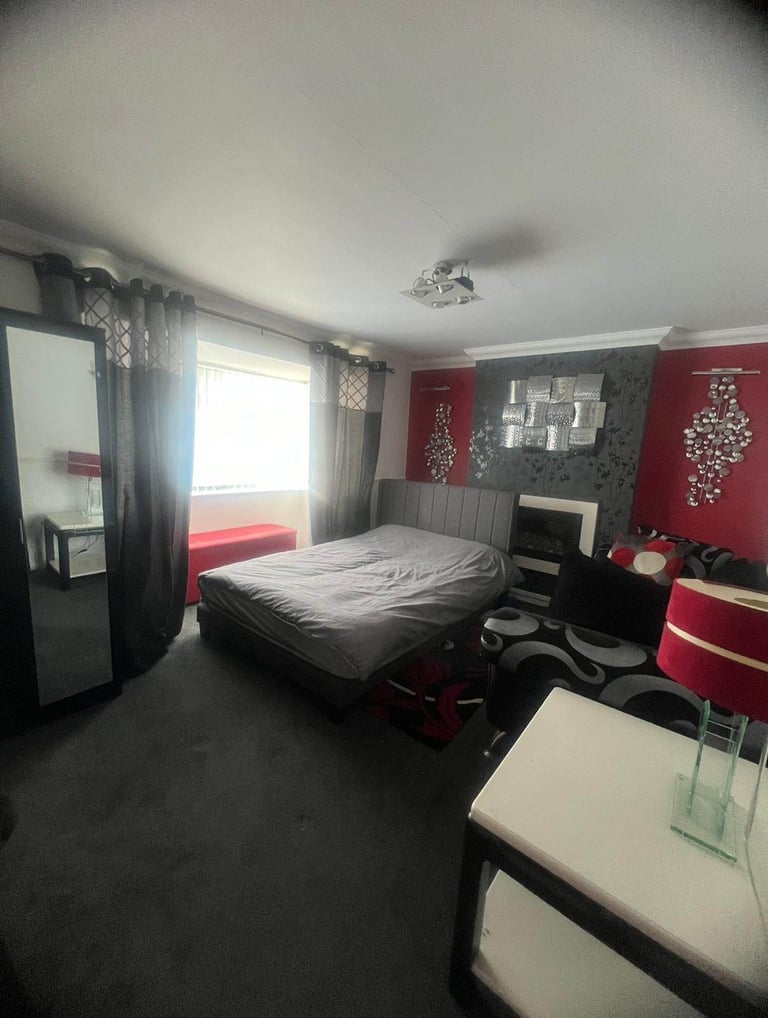 Double Room for Rent – Ideal for Students or Working Females. Agents please don't send messages 