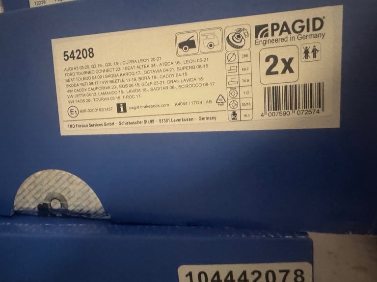 Pagid Front Brake Discs fits VW Golf, Audi, Seats, Ford